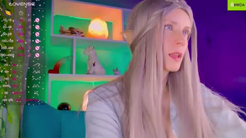 Snapshot of your_spring chatting on October 4, 11:58 pm your_spring online show from October 4, 11:58 pm