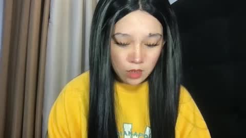 Snapshot of your_sweetmaria chatting on February 13, 11:37 pm Maria online show from February 13, 11:37 pm