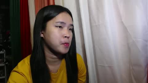 Snapshot of your_twinkletoes18 chatting on November 26, 4:19 pm your_twinkletoes18 online show from November 26, 4:19 pm