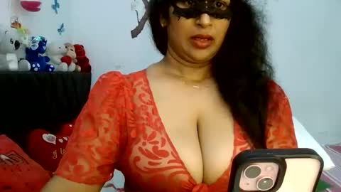 Snapshot of yourashawari chatting on February 23, 2:42 am yourashawari online show from February 23, 2:42 am