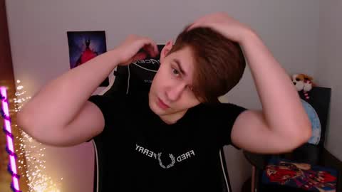 Snapshot of yourbilly chatting on December 26, 2:12 am Billy online show from December 26, 2:12 am