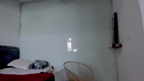 Snapshot of yourbonie chatting on September 17, 4:52 pm insta  yourboniee online show from September 17, 4:52 pm