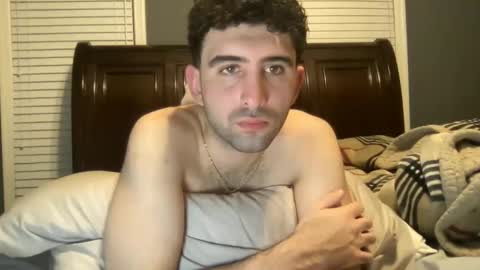 yourboyb1 online show from December 14, 3:29 am