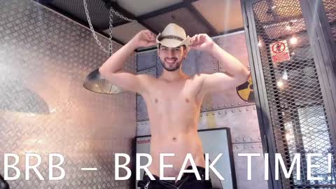 YOURBOYNEXTDOOR online show from December 6, 11:33 am