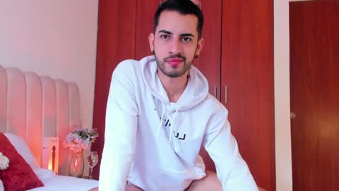 YOURBOYNEXTDOOR online show from December 11, 5:26 pm