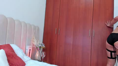 YOURBOYNEXTDOOR online show from January 2, 7:07 pm