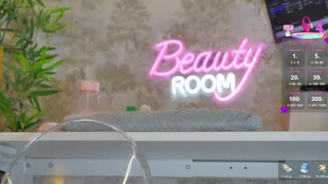 Anna online show from April 2, 7:00 pm