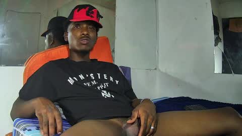 Yourdaddy2005 online show from March 29, 11:54 am