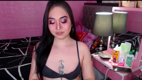 yourdreamisabell online show from December 13, 8:58 pm