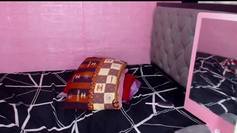 yourdreamisabell online show from December 19, 12:12 pm