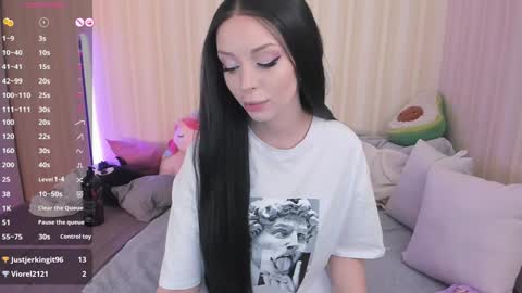 Mary online show from December 18, 7:26 am