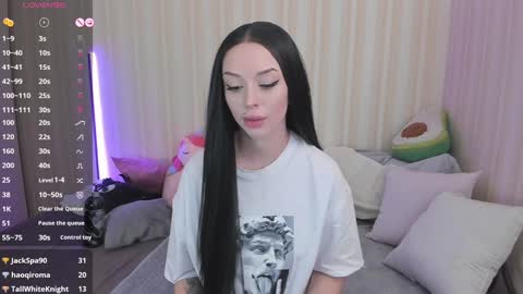 Mary online show from December 20, 11:10 am