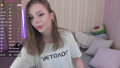 Mary online show from December 26, 8:18 am