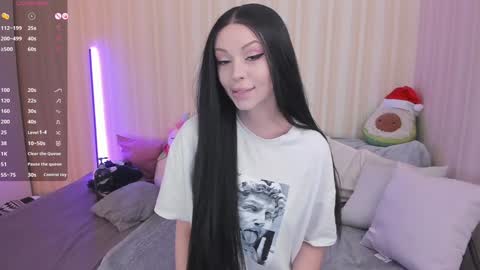 Mary online show from January 12, 8:14 am