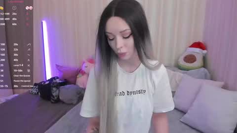 Mary online show from January 18, 8:31 am