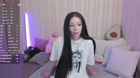 Mary online show from January 21, 11:24 am