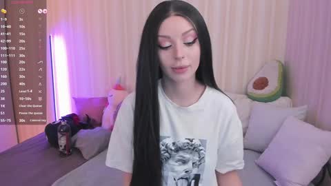 Mary online show from February 1, 7:47 am