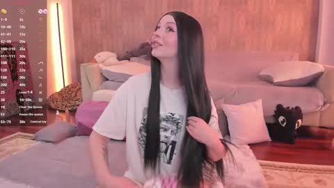 Mary online show from March 11, 7:58 am