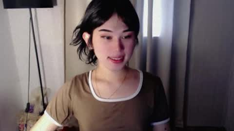 PrettyElla online show from September 13, 2:22 am