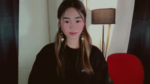 Snapshot of yourfavorateremi chatting on November 6, 9:15 pm Remrem online show from November 6, 9:15 pm