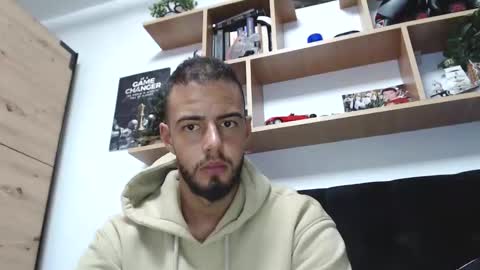 Snapshot of yourfavoritetallboy chatting on November 5, 1:27 am yourfavoritetallboy online show from November 5, 1:27 am