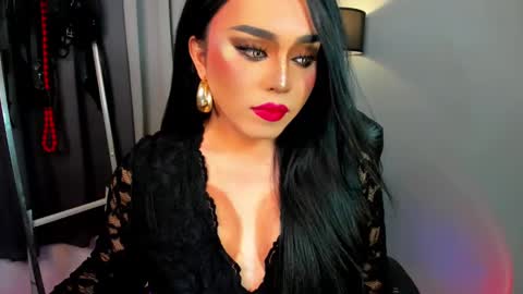 Snapshot of yourfiercemistress chatting on January 31, 12:17 am not into STINGY and CHEAP people online show from January 31, 12:17 am