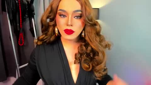 Snapshot of yourfiercemistress chatting on February 13, 12:35 am not into STINGY and CHEAP people online show from February 13, 12:35 am