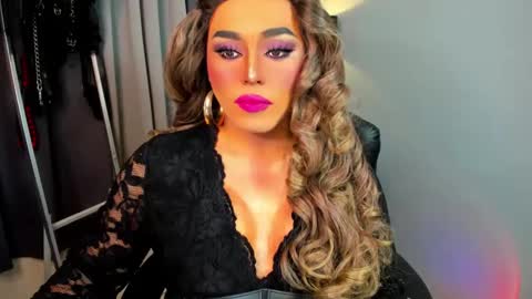 Snapshot of yourfiercemistress chatting on February 20, 6:28 am not into STINGY and CHEAP people online show from February 20, 6:28 am