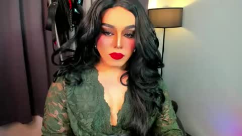 Snapshot of yourfiercemistress chatting on March 6, 4:30 am not into STINGY and CHEAP people online show from March 6, 4:30 am