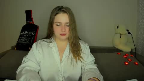 yourgem__ online show from February 27, 9:58 pm