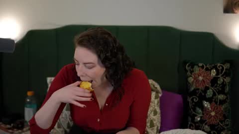 Snapshot of yourgirlsarlei chatting on November 22, 1:04 am Sarlei Sar-uh-lie online show from November 22, 1:04 am