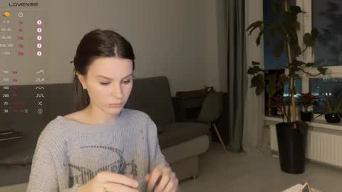 Aida online show from December 21, 12:16 pm