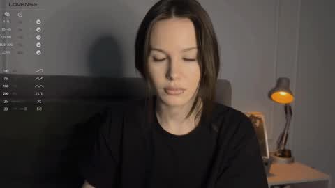 Aida online show from February 16, 2:21 pm