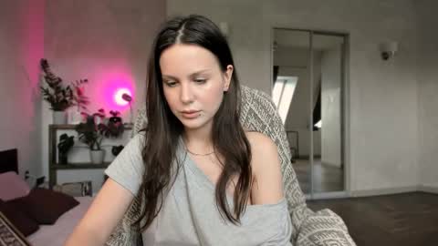 Aida online show from September 9, 10:26 am