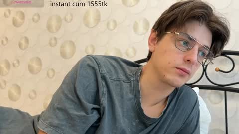 Chris online show from February 2, 6:48 am