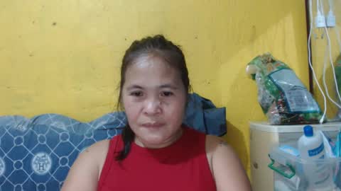 Snapshot of yourlove_regine chatting on January 9, 8:24 am Regine online show from January 9, 8:24 am