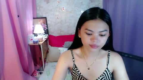 Snapshot of yourlovelytranspinay chatting on October 20, 2:12 am your lovely Dina online show from October 20, 2:12 am