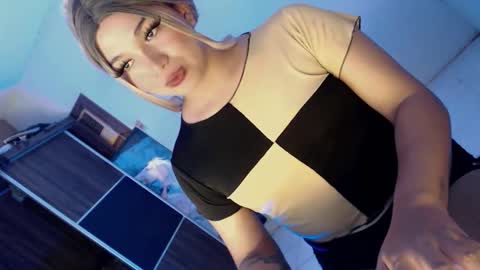 Snapshot of yourlovingpearl chatting on September 15, 1:38 am PEARL online show from September 15, 1:38 am