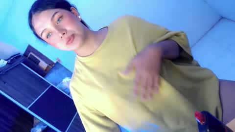 Snapshot of yourlovingpearl chatting on September 30, 5:45 am PEARL online show from September 30, 5:45 am