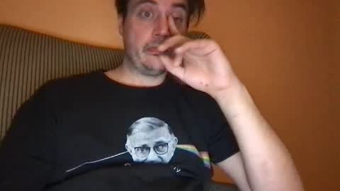 yourpermanentmarker online show from November 6, 11:48 pm