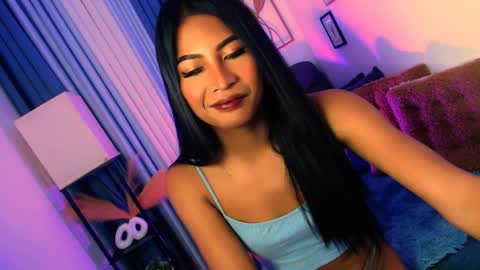 yourprettybella_ts online show from March 26, 5:29 pm