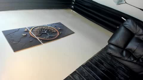 kaye online show from October 24, 5:42 pm