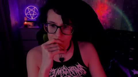 Yours Cosmic online show from February 4, 9:41 pm