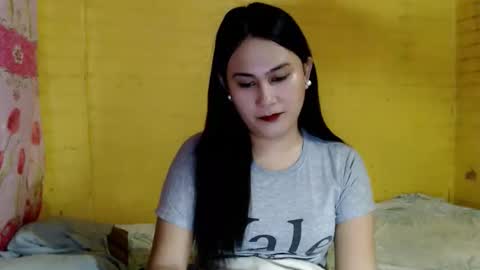 Snapshot of yourseductive_vinaxx chatting on October 1, 8:09 am yourseductive_vinaxx online show from October 1, 8:09 am
