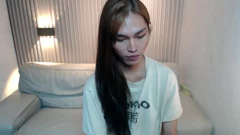 Snapshot of yoursexservice chatting on November 5, 12:32 am online show from November 5, 12:32 am