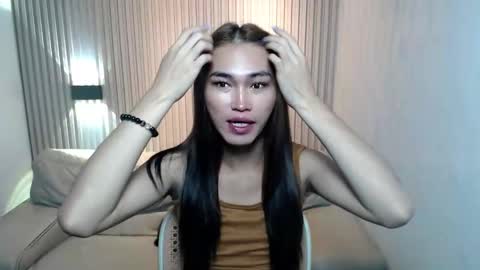 Snapshot of yoursexservice chatting on November 10, 10:53 pm online show from November 10, 10:53 pm