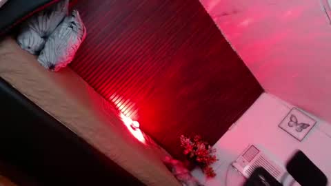 Snow Galvez online show from February 13, 5:37 am