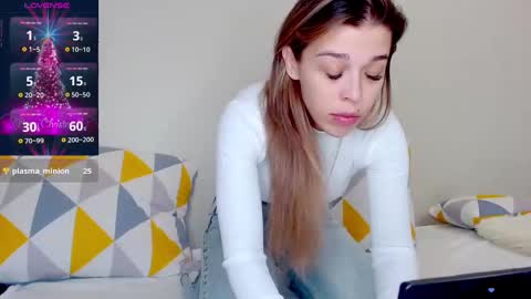 yoursoul_mila online show from December 12, 11:29 am