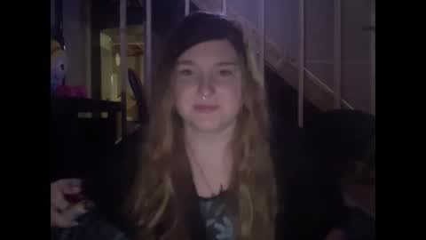 Snapshot of yourthickgingergoddess chatting on January 24, 11:02 pm yourthickgingergoddess online show from January 24, 11:02 pm