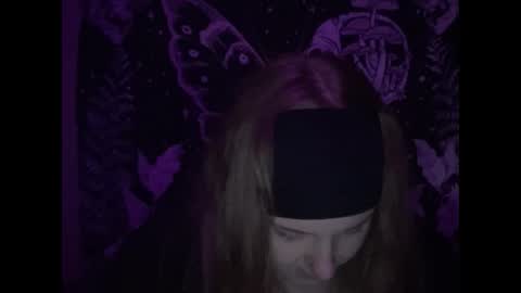 Snapshot of yourthickgingergoddess chatting on February 20, 12:41 am yourthickgingergoddess online show from February 20, 12:41 am